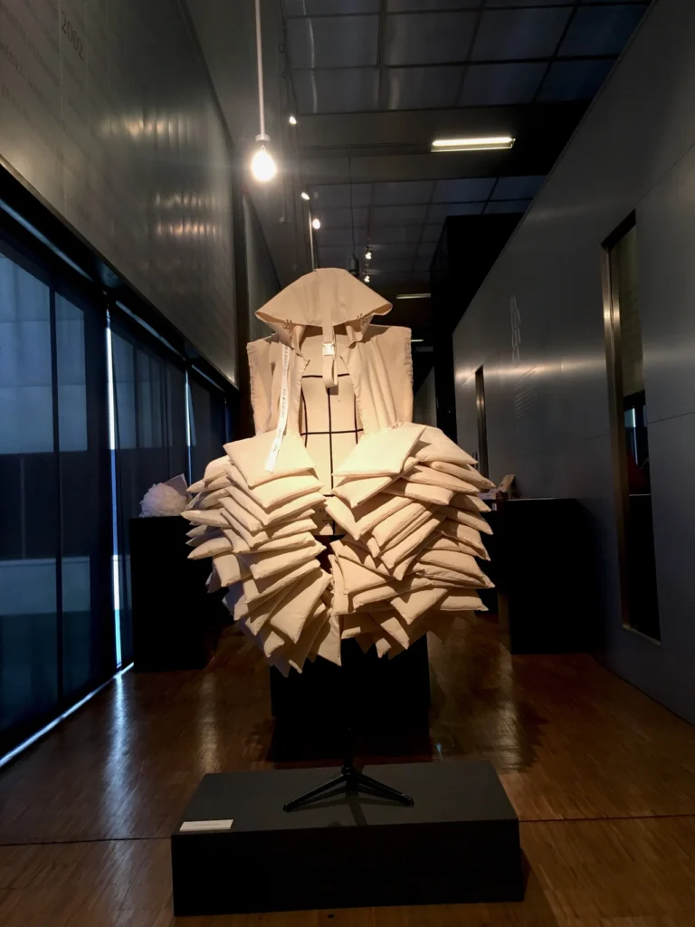 3e5b19_d9daa17e02b344148e974d7a70def6fc~mv2_d_3024_4032_s_4_2